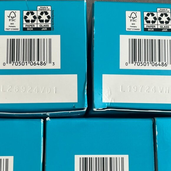 5-Pack Neutrogena Hydro Boost Water Cream Hyaluronic Acid - Picture 2 of 5